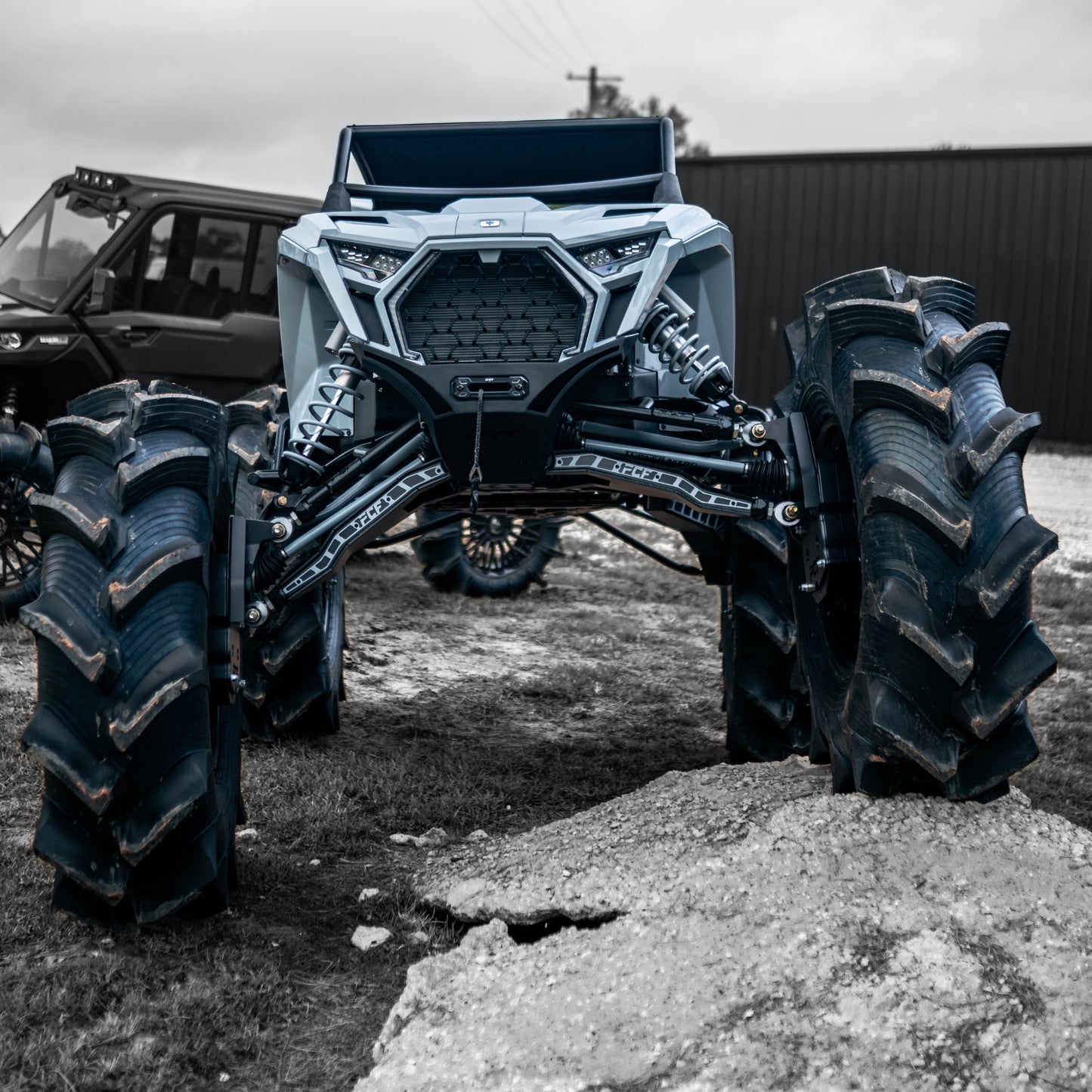 RZR PRO S FORWARD ARMS