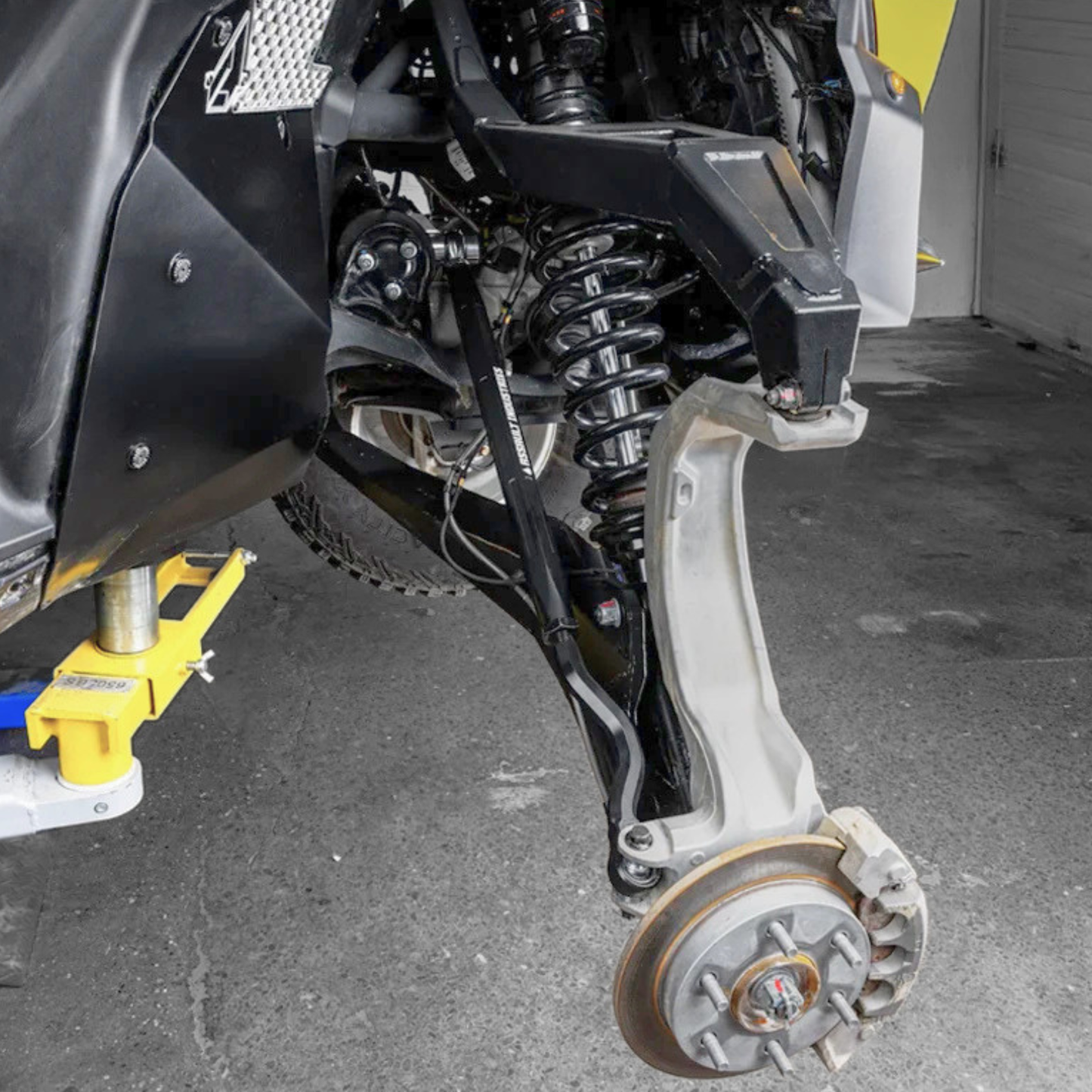 ASSAULT INDUSTRIES CAN-AM MAVERICK R TURRET STYLE HEAVY-DUTY TIE RODS